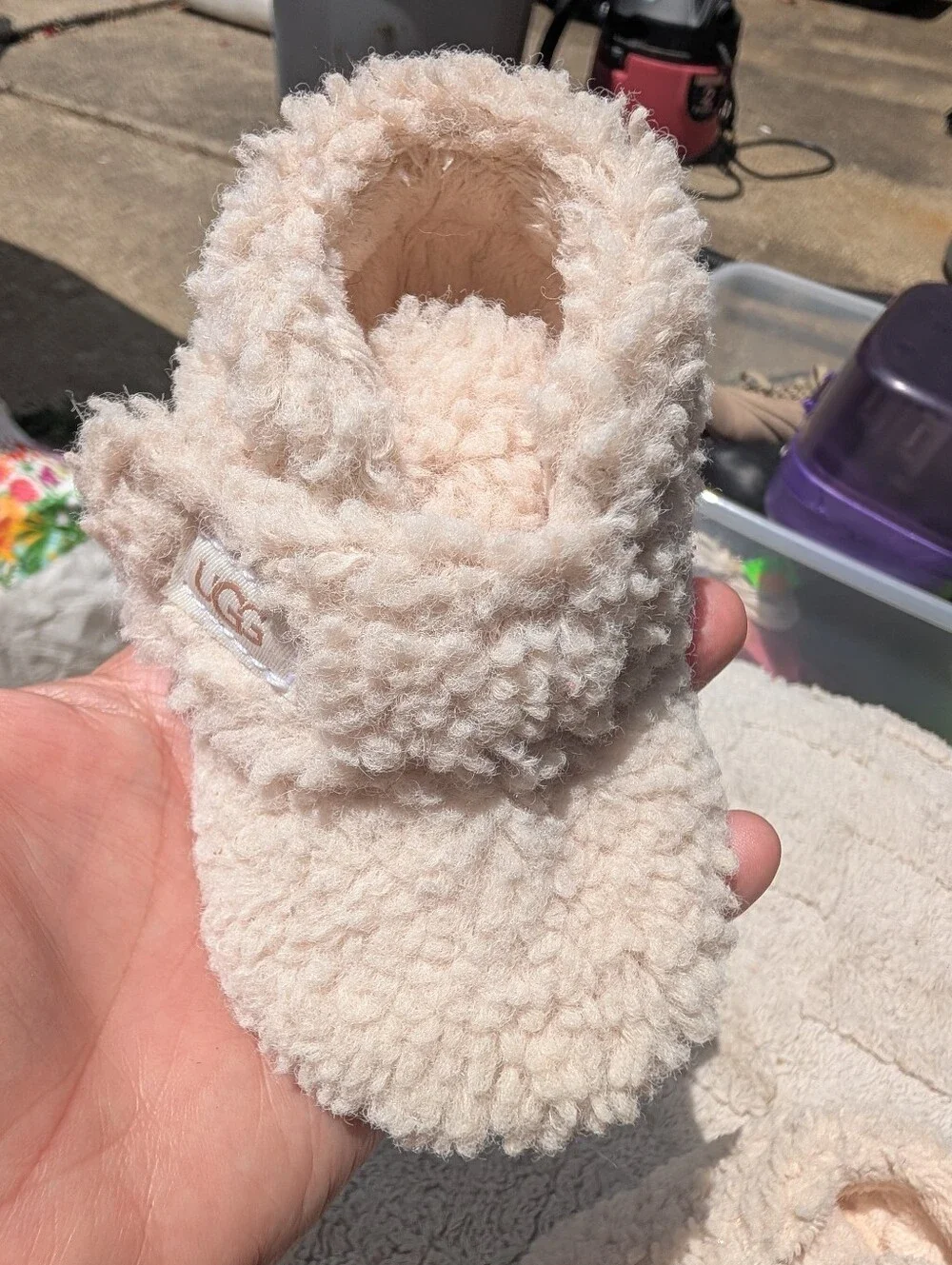 UGG Cream Sheepskin Slip-On Slippers Baby Size 2/3